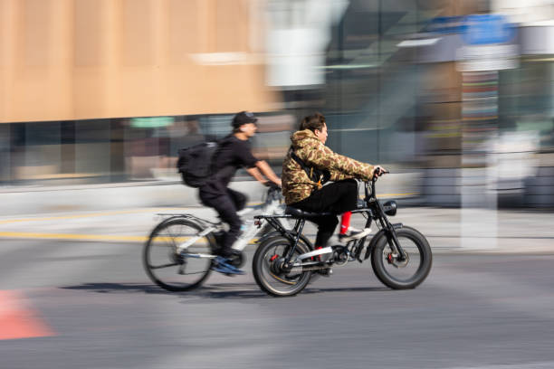 how fast does an electric bike go how fast does an electric bike go